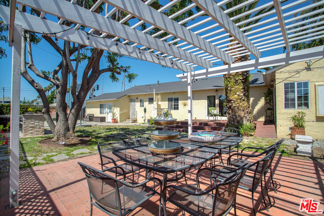 3605 Buckingham Road Los Angeles, CA 90016 - Photo 25 of 31