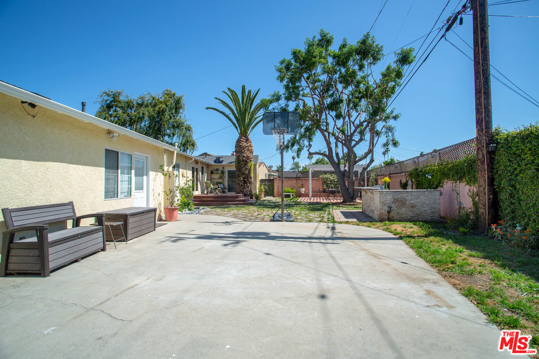 3605 Buckingham Road Los Angeles, CA 90016 - Photo 28 of 31