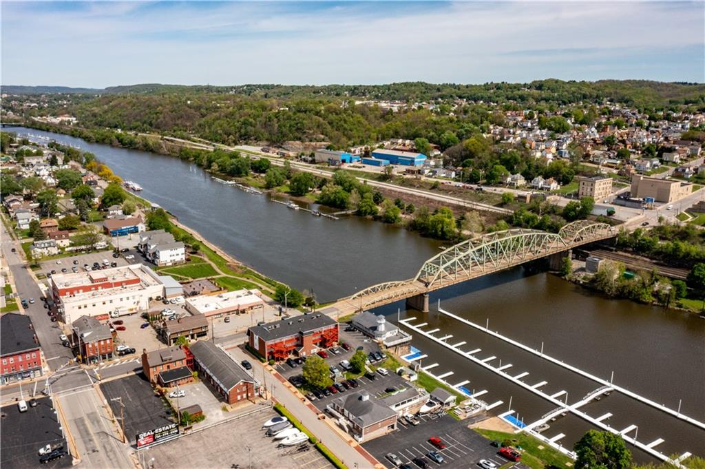 99 Bridge Street, Unit 18 Bridgewater, PA 15009 - Photo 29 of 32 Stroll the walkway up river several blocks to Bruster's Ice Cream, The Standard, Jerry's Curb Service, Bigham Restaurant and Kelly's Riverside Saloon!