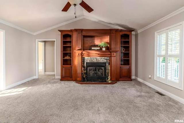 $279,000 | 3004 Willow Branch Lane, Herrin, IL 62948