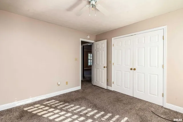 $279,000 | 3004 Willow Branch Lane, Herrin, IL 62948