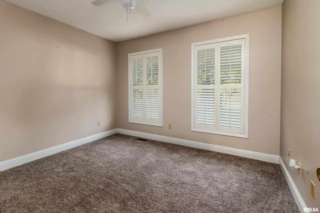 $279,000 | 3004 Willow Branch Lane, Herrin, IL 62948