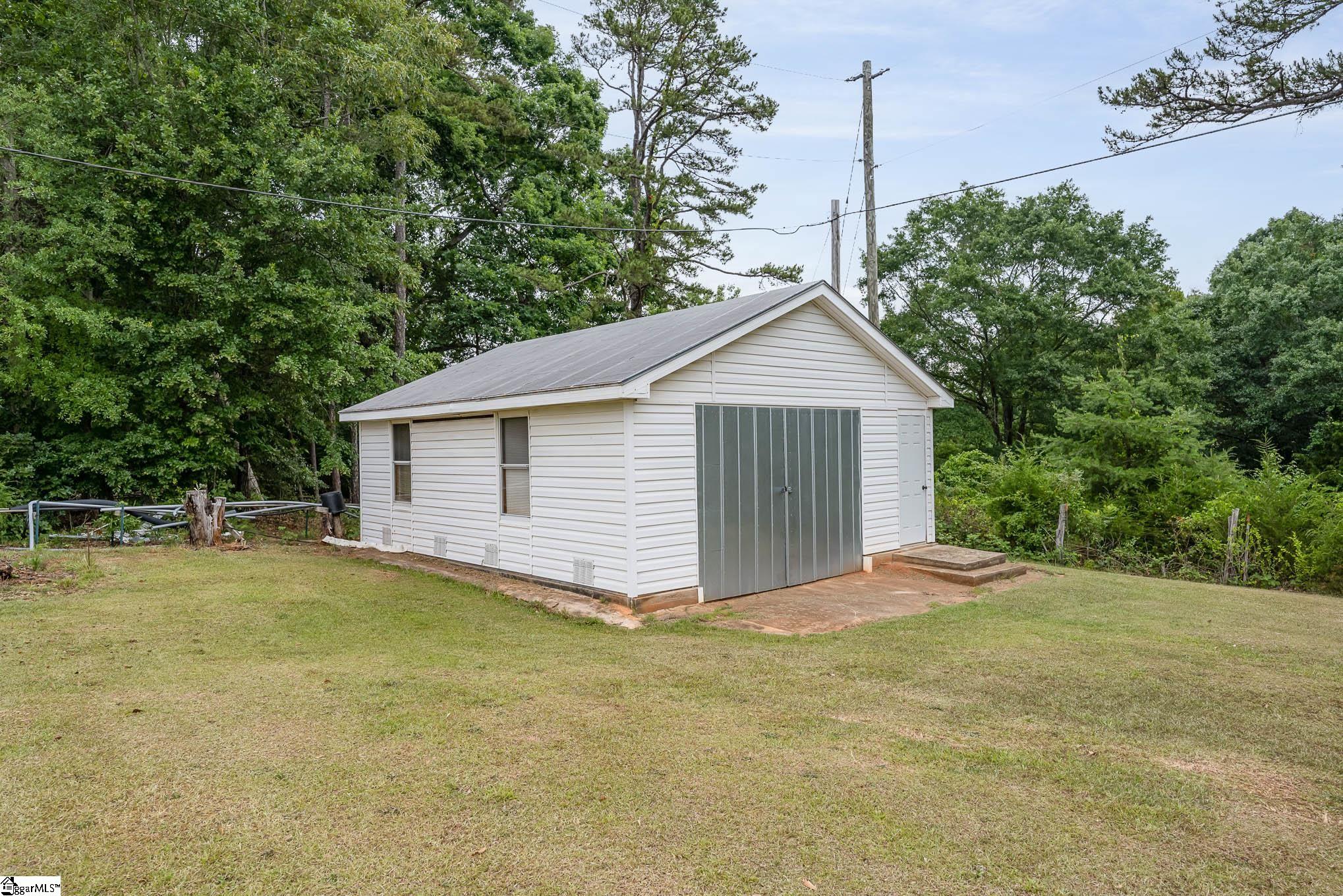 123 Bridwell Road Woodruff, SC 29388 - Photo 34 of 36