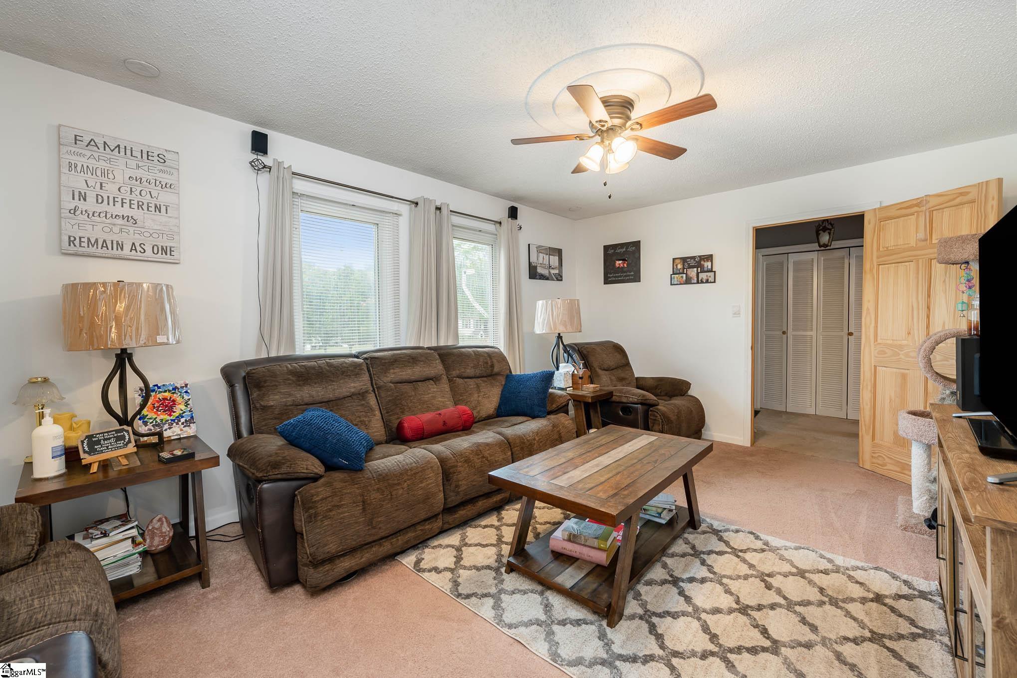 123 Bridwell Road Woodruff, SC 29388 - Photo 6 of 36