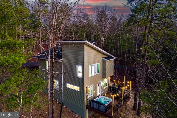 $525,000 | 1355 Greenview Drive, Basye, VA 22842