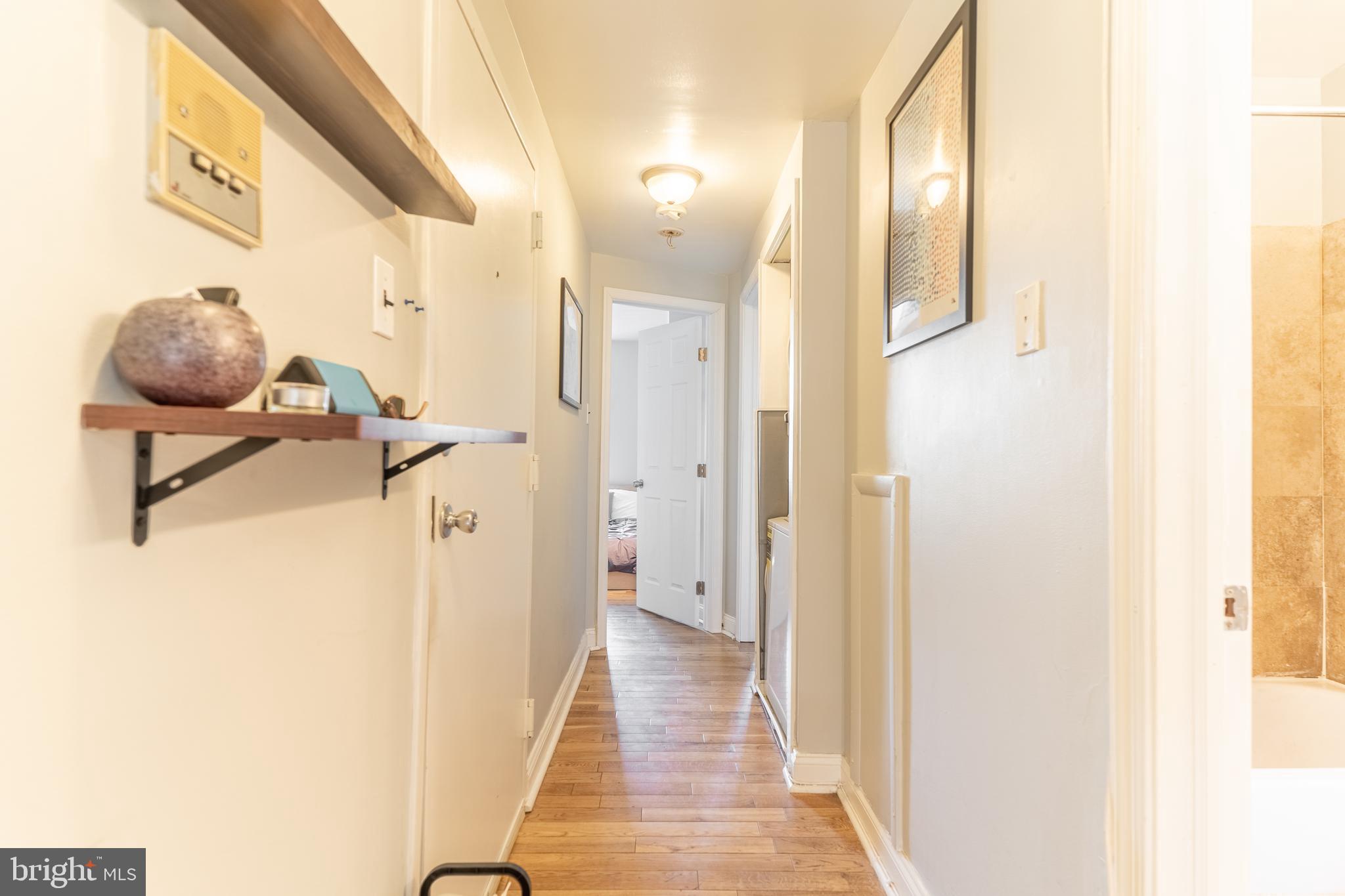 2124 Christian Street, Unit B Philadelphia, PA 19146 - Photo 9 of 17 hallway