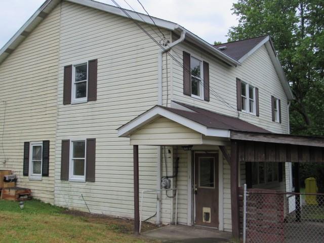 1013 West Front Street Vanderbilt, PA 15486 - Photo 4 of 21
