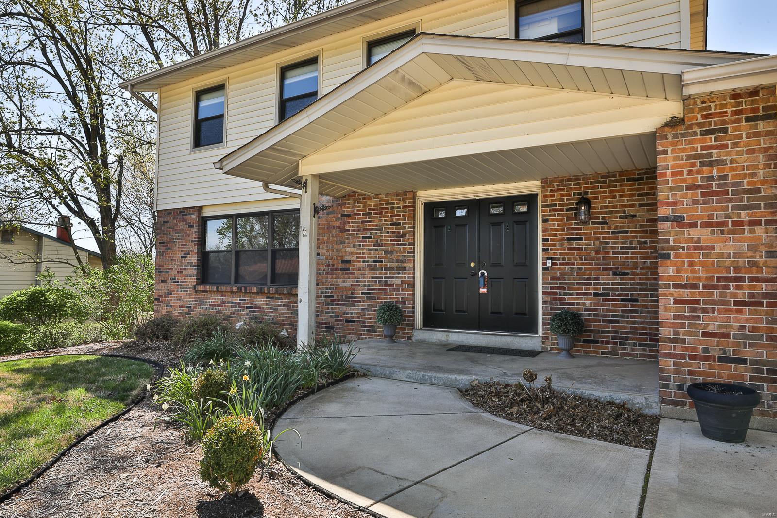 403 Sutters Mill Road St. Peters, MO 63376 - Photo 3 of 47 Gallery Image 3