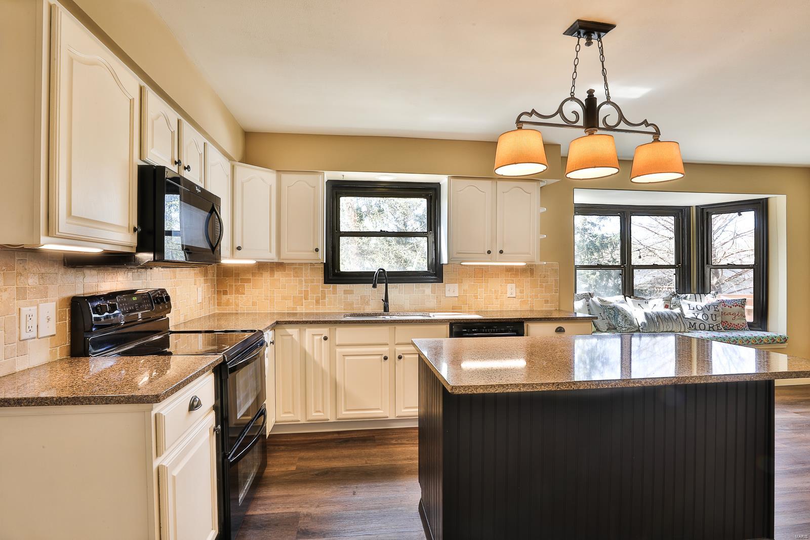 403 Sutters Mill Road St. Peters, MO 63376 - Photo 10 of 47 Gallery Image 10