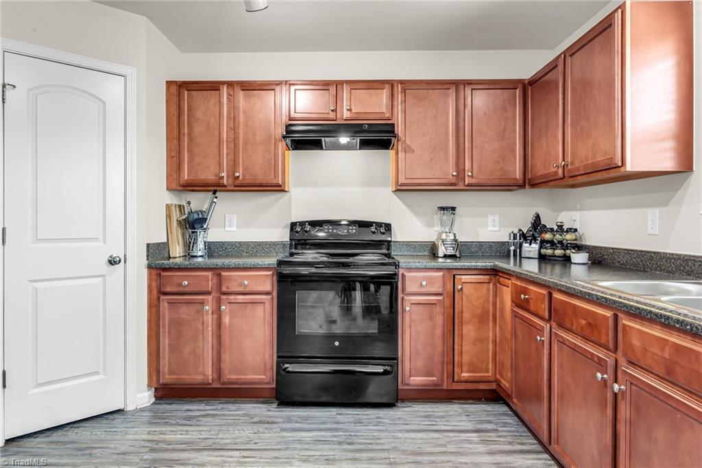 452 Tyro Road Lexington, NC 27295 - Photo 10 of 33