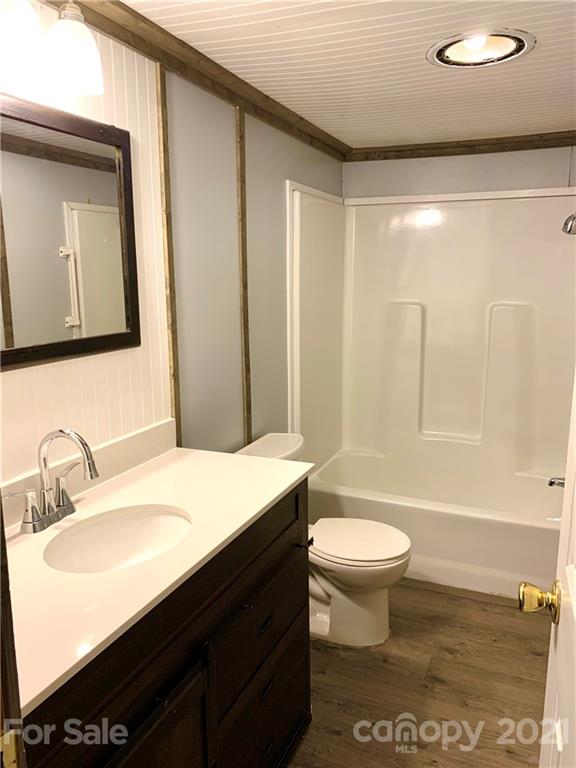 833 Cape Hickory Road, Unit 34 Hickory, NC 28601 - Photo 11 of 20 Gallery Image 11