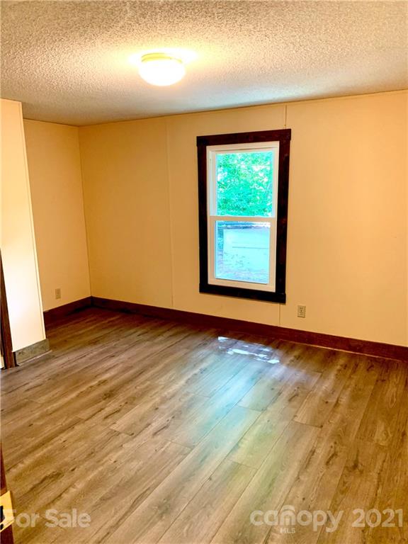 833 Cape Hickory Road, Unit 34 Hickory, NC 28601 - Photo 13 of 20 Gallery Image 13