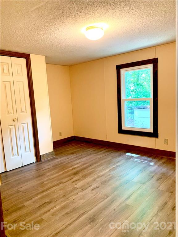 833 Cape Hickory Road, Unit 34 Hickory, NC 28601 - Photo 14 of 20 Gallery Image 14