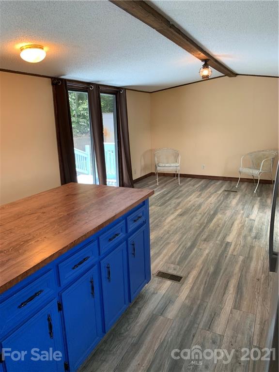 833 Cape Hickory Road, Unit 34 Hickory, NC 28601 - Photo 8 of 20 Gallery Image 8
