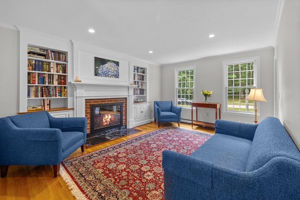 16 King Philip Path Mendon, MA 01756 - Photo 15 of 42