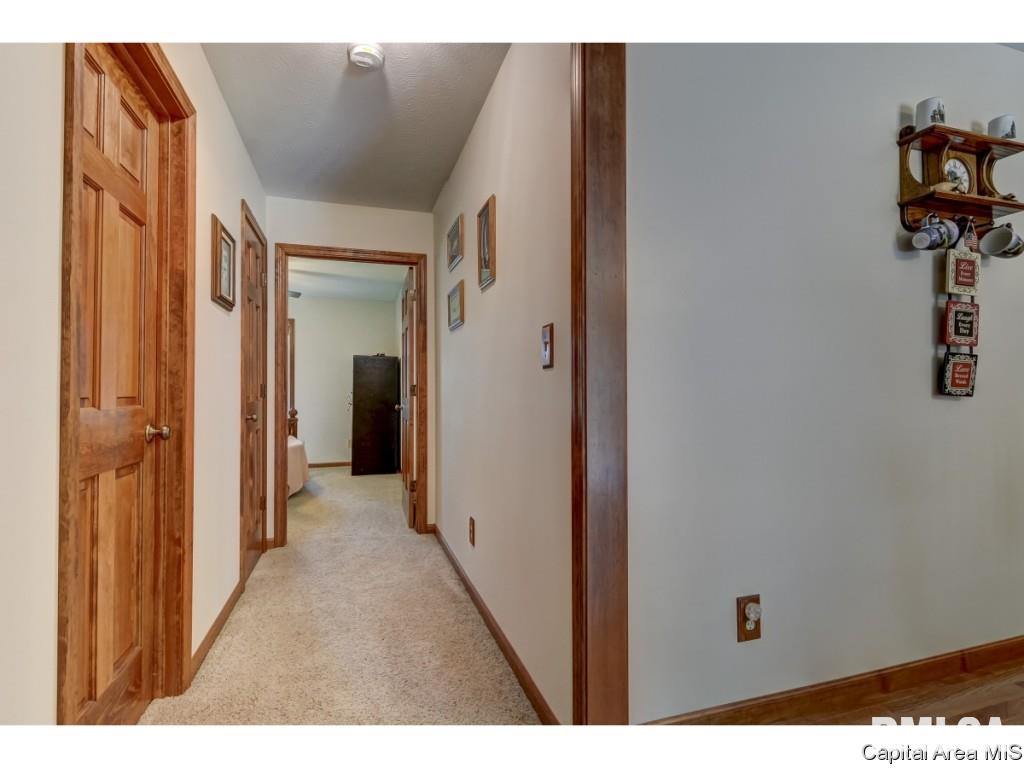 1028 Post Road Springfield, IL 62712 - Photo 12 of 18