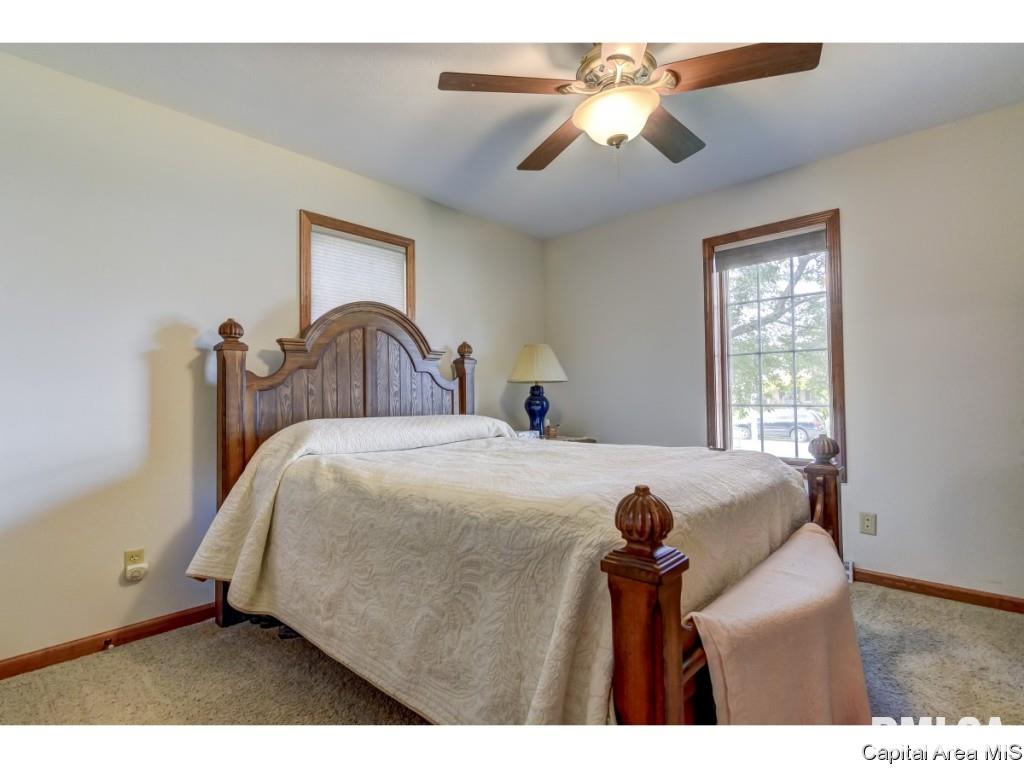 1028 Post Road Springfield, IL 62712 - Photo 17 of 18