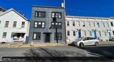 514 State Street, Unit 2 Hudson, NY 12534 - Photo 22 of 28 CleanShot 2025-04-15 at 05.32.26