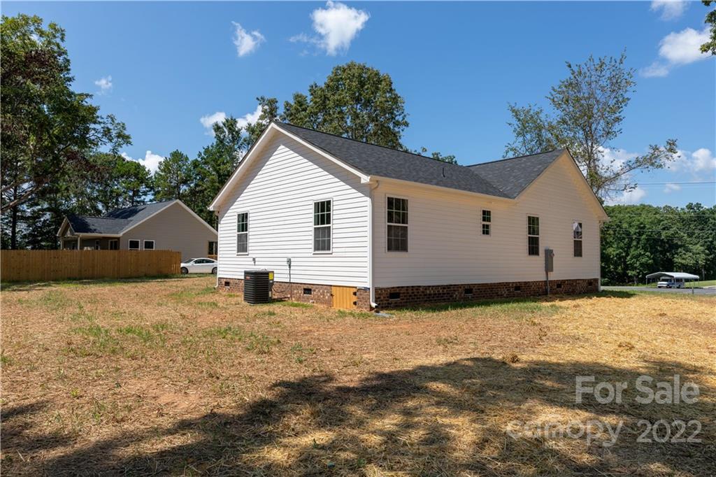 2181 Smithford Road Hickory Grove, SC 29717 - Photo 11 of 32