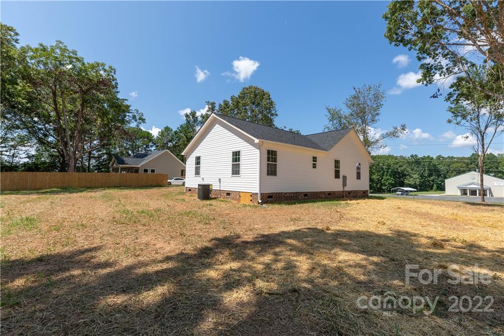 2181 Smithford Road Hickory Grove, SC 29717 - Photo 12 of 32