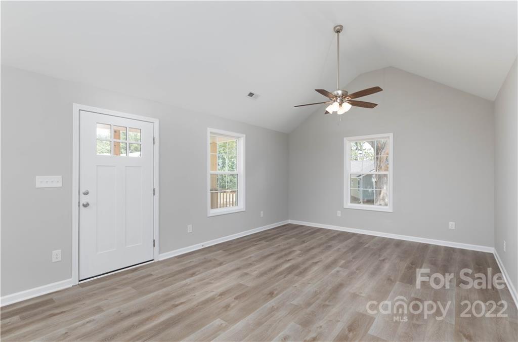 2181 Smithford Road Hickory Grove, SC 29717 - Photo 18 of 32