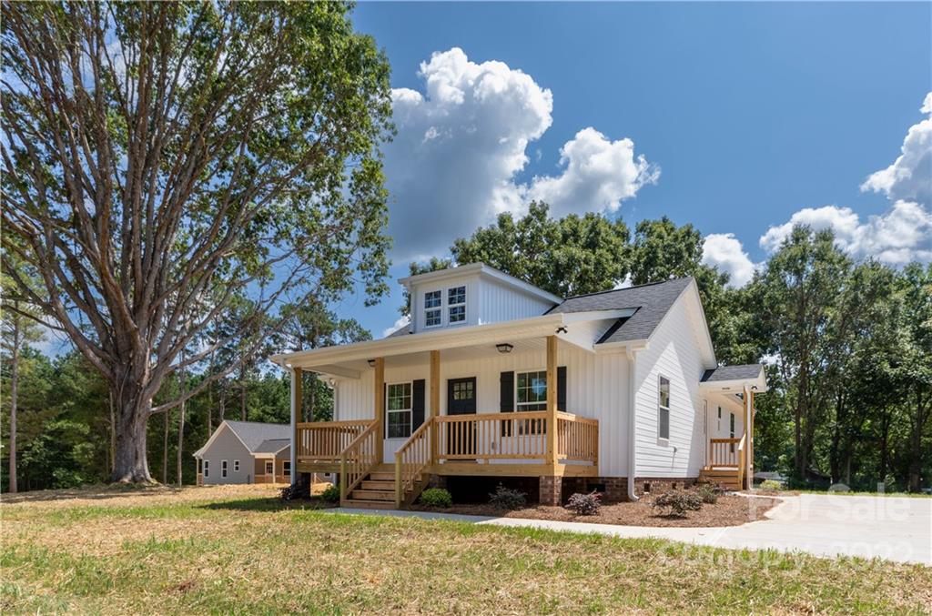 2181 Smithford Road Hickory Grove, SC 29717 - Photo 3 of 32