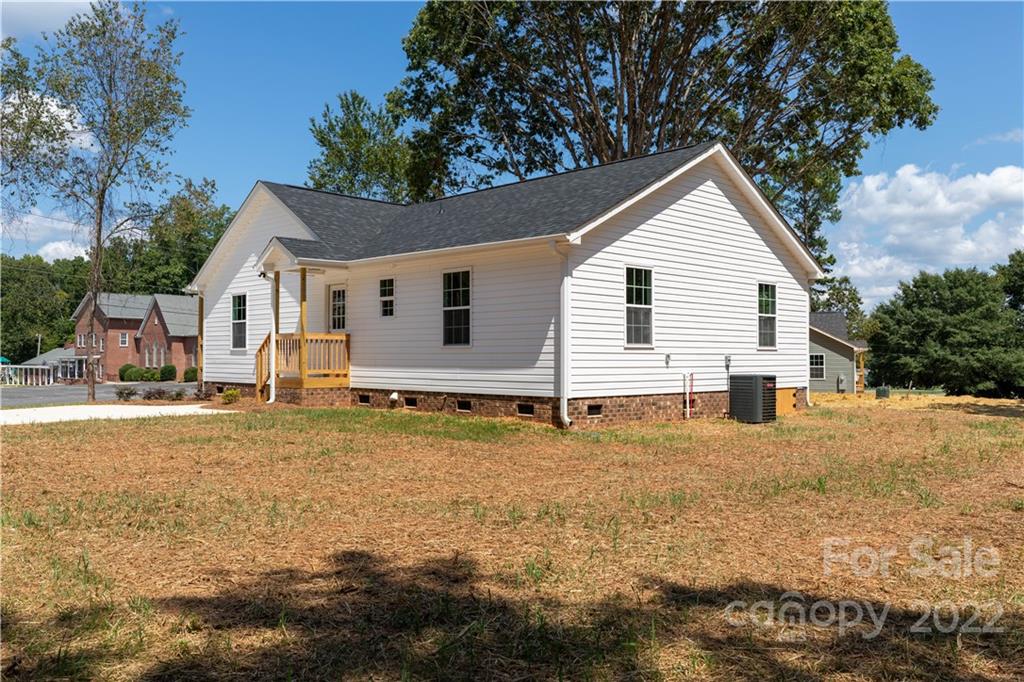 2181 Smithford Road Hickory Grove, SC 29717 - Photo 9 of 32