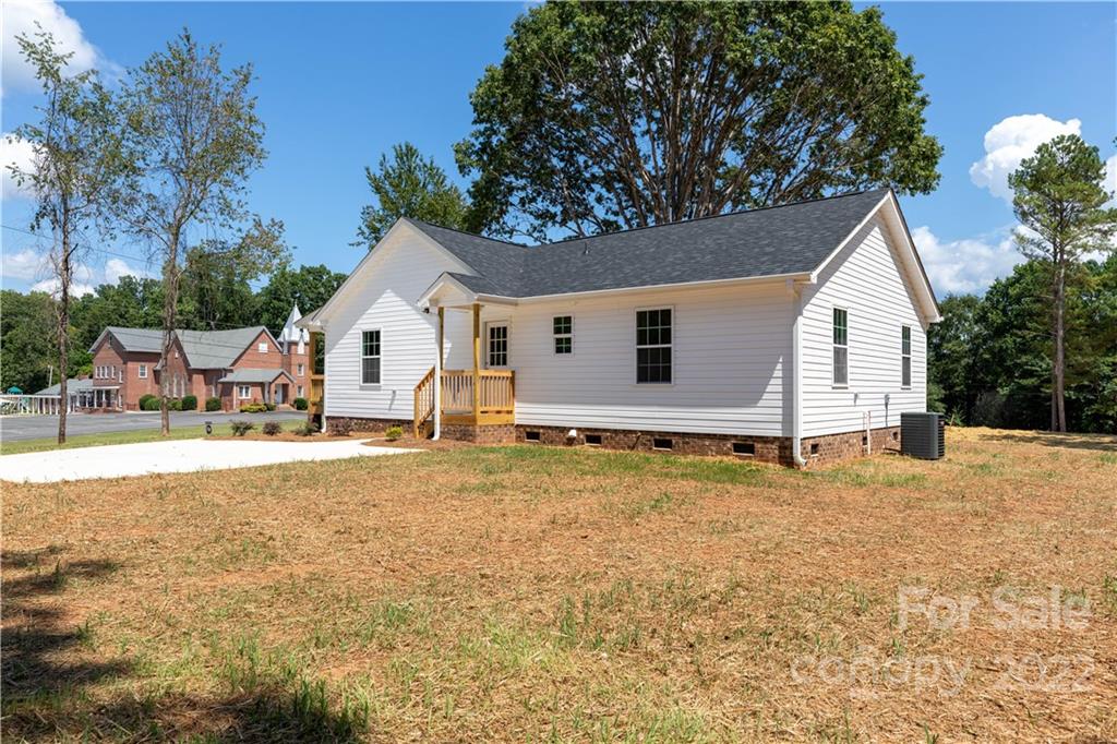 2181 Smithford Road Hickory Grove, SC 29717 - Photo 10 of 32
