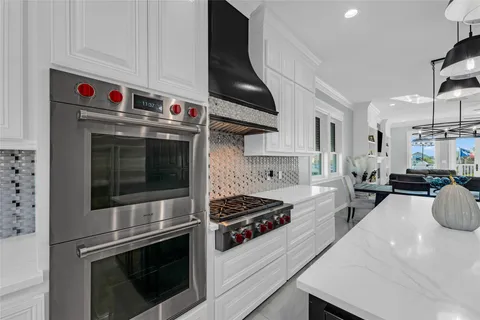 $1,729,999 | 16529 Tampico Way, Jamaica Beach, TX 77554