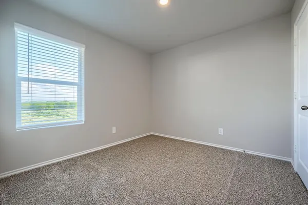 $2,600 | 249 Cal Frd Drive, Justin, TX 76247