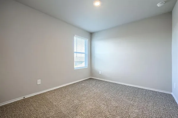 $2,600 | 249 Cal Frd Drive, Justin, TX 76247