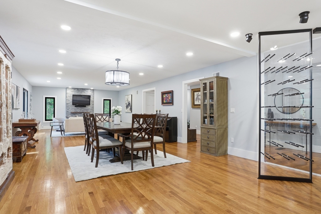366 River Road Carlisle, MA 01741 - Photo 10 of 42