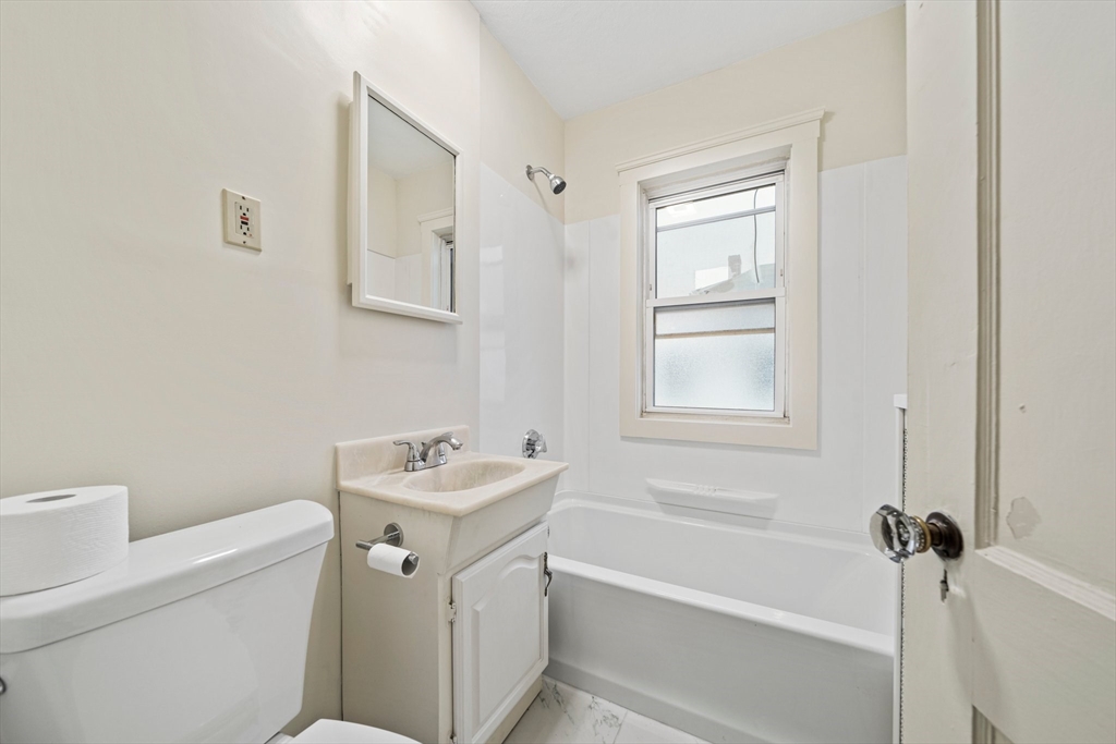 23-25 Windsor Road Quincy, MA 02171 - Photo 16 of 25 Gallery Image 16