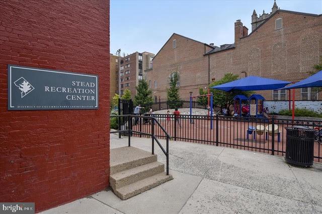 1700 19th Street Northwest, Unit 4W Washington, DC 20009 - Photo 34 of 40