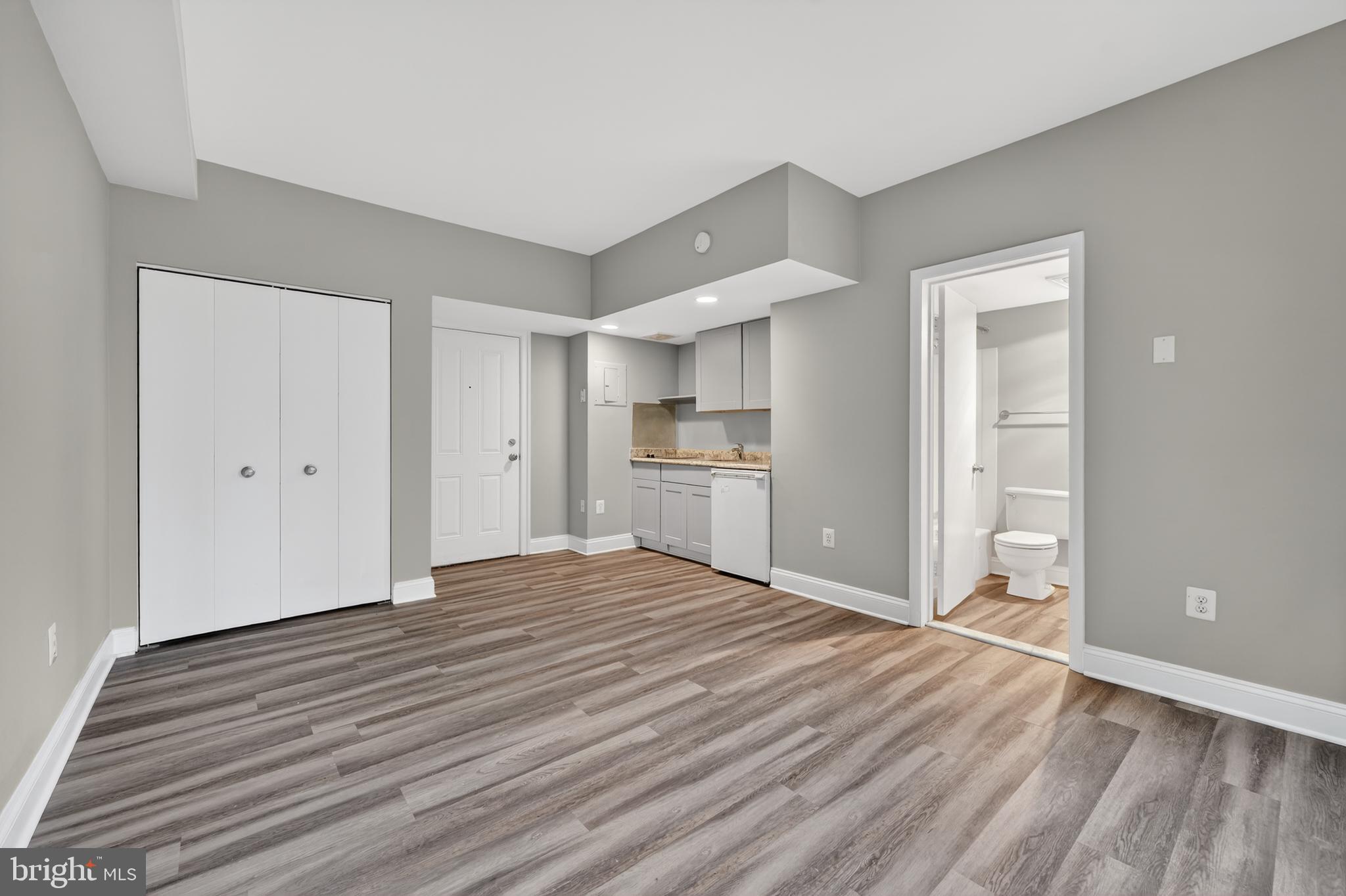 1701 16th Street Northwest, Unit 418 Washington, DC 20009 - Photo 9 of 28