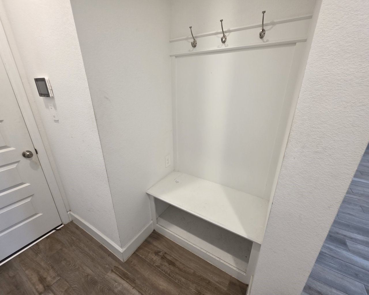 3015 Harbor Spring Way Manvel, TX 77578 - Photo 29 of 33 Mudroom as you enter from the garage