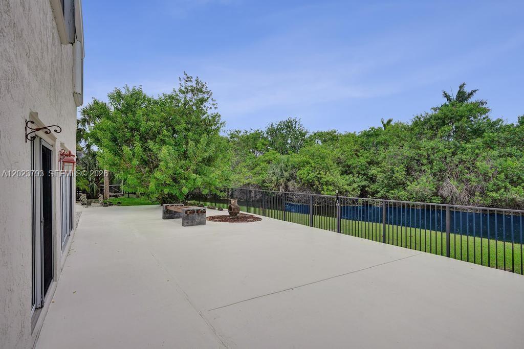 21461 Sawmill Court Boca Raton, FL 33498 - Photo 9 of 104
