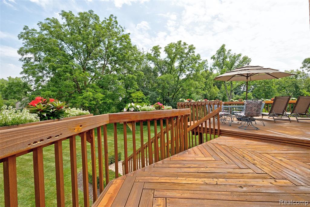 1692 Edinborough Drive Rochester Hills, MI 48306 - Photo 41 of 53