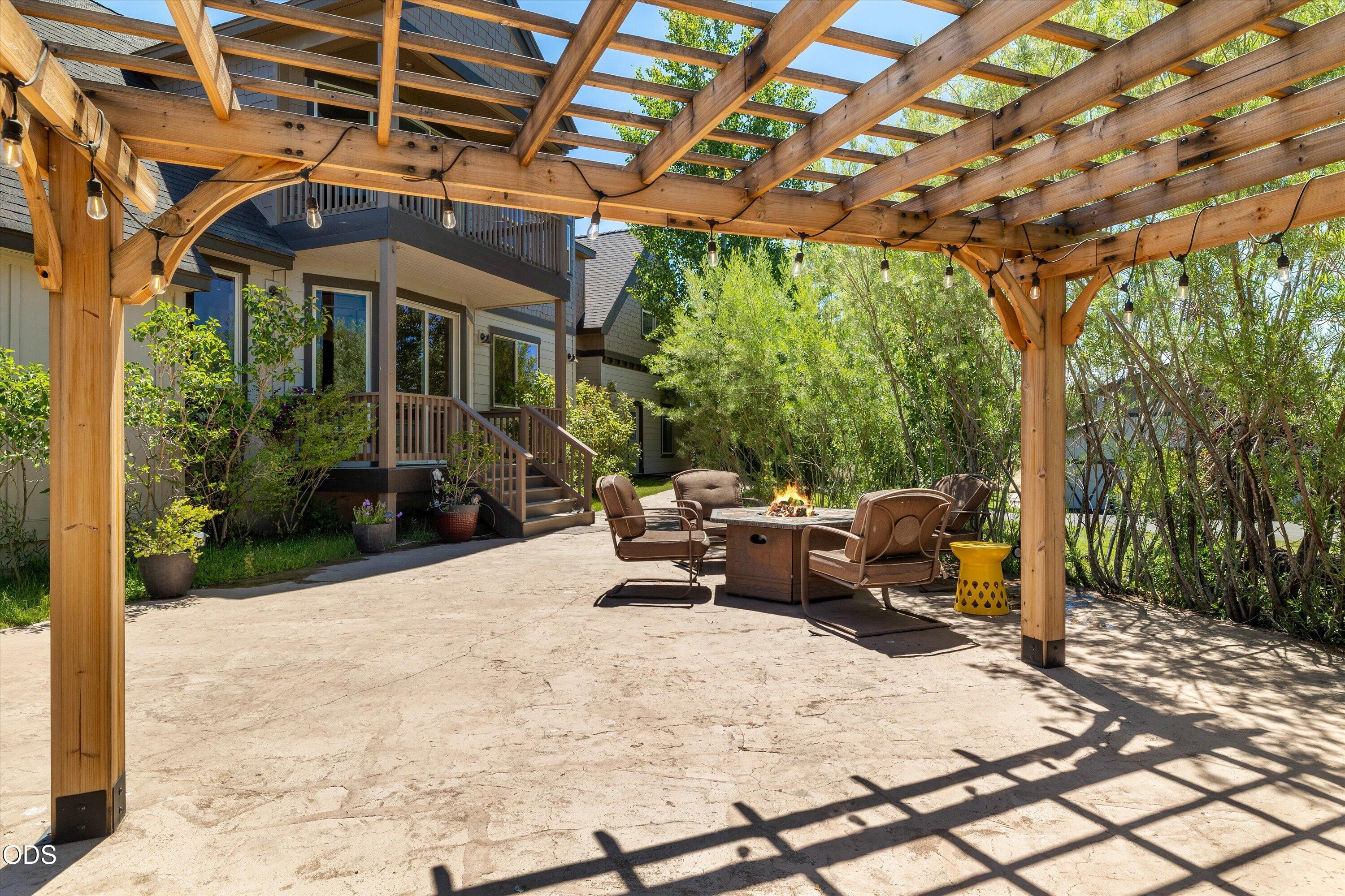 24442 Dodds Road Bend, OR 97701 - Photo 57 of 78 Gallery Image 57