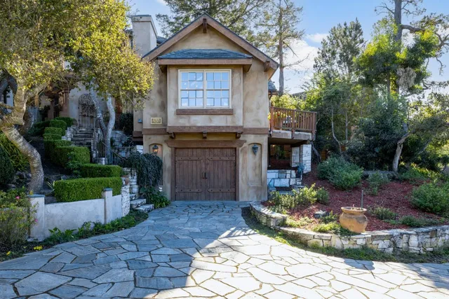 $2,900,000 | 3 Santa Fe Street, Carmel, CA 93923