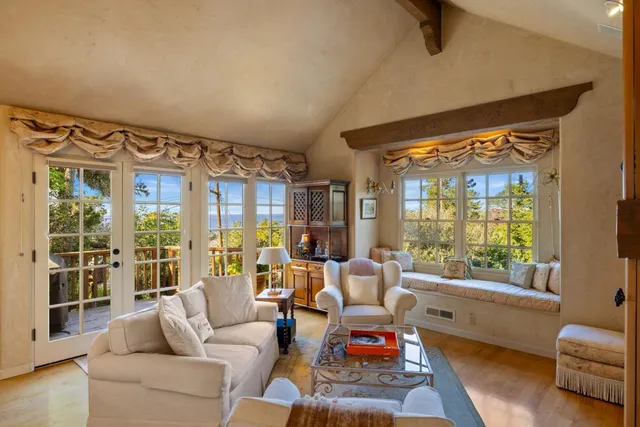 $2,900,000 | 3 Santa Fe Street, Carmel, CA 93923