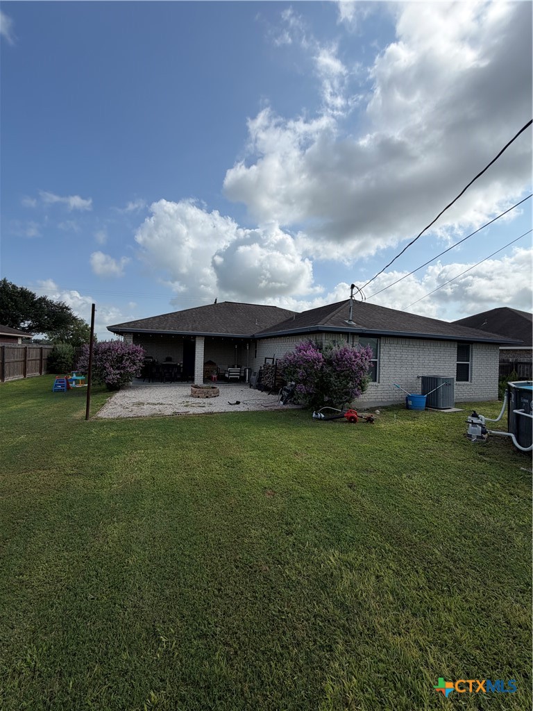 69 East Grouse Road Victoria, TX 77905 - Photo 24 of 28