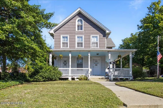 $975,000 | 71 Monmouth Road, Oakhurst, NJ 07755