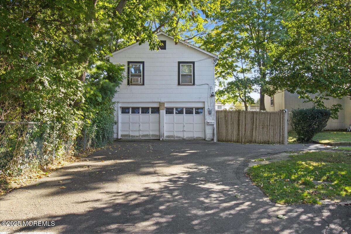 71 Monmouth Road Oakhurst, NJ 07755 - Photo 4 of 9 04-IMG_8245