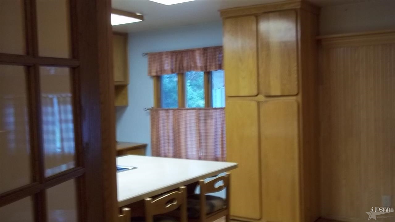 1915 Beineke Road Fort Wayne, IN 46808 - Photo 7 of 25