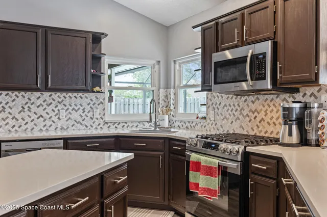 $499,900 | 1914 Glen Meadows Circle, Melbourne, FL 32935