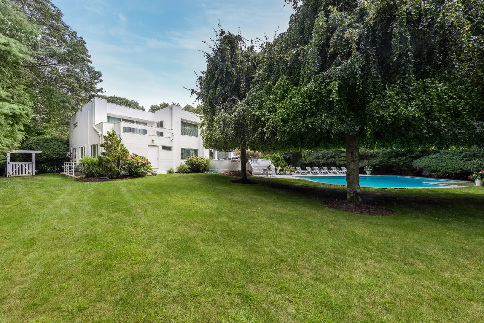Undisclosed Address Wainscott, NY 11975 - Photo 1 of 19