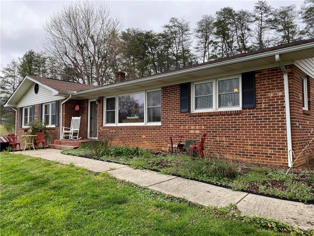 249 Stillwater Road Boomer, NC 28606 - Photo 2 of 41 Gallery Image 2