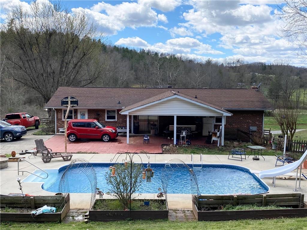 249 Stillwater Road Boomer, NC 28606 - Photo 26 of 41 Gallery Image 26