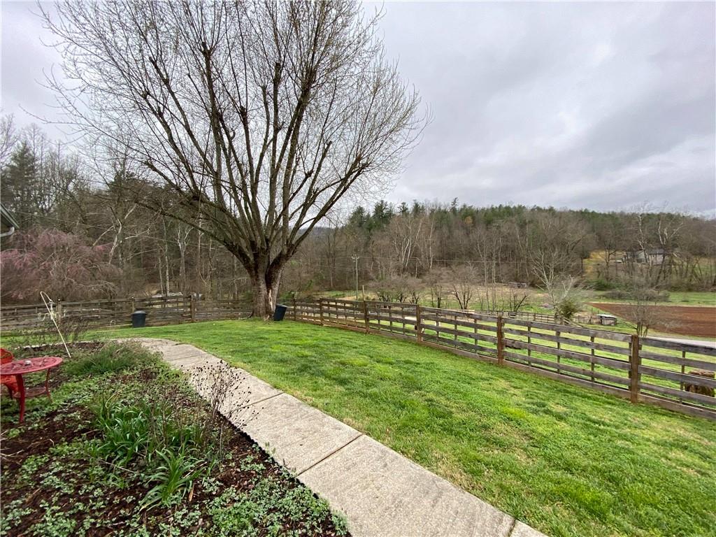 249 Stillwater Road Boomer, NC 28606 - Photo 5 of 41 Gallery Image 5